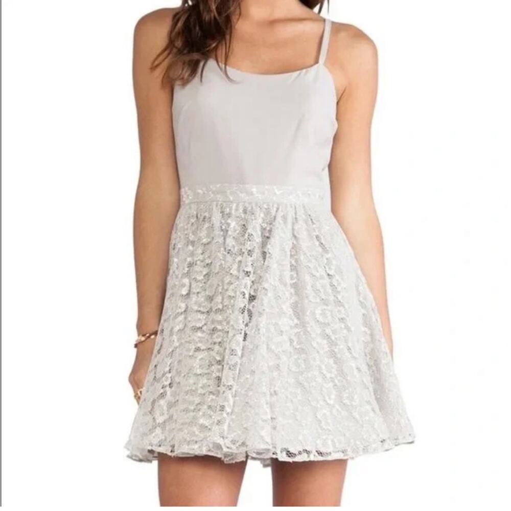 Alice‎ + Olivia Hilta Sleeveless Gray Swing Party Dress Lace Skirt Women's 4